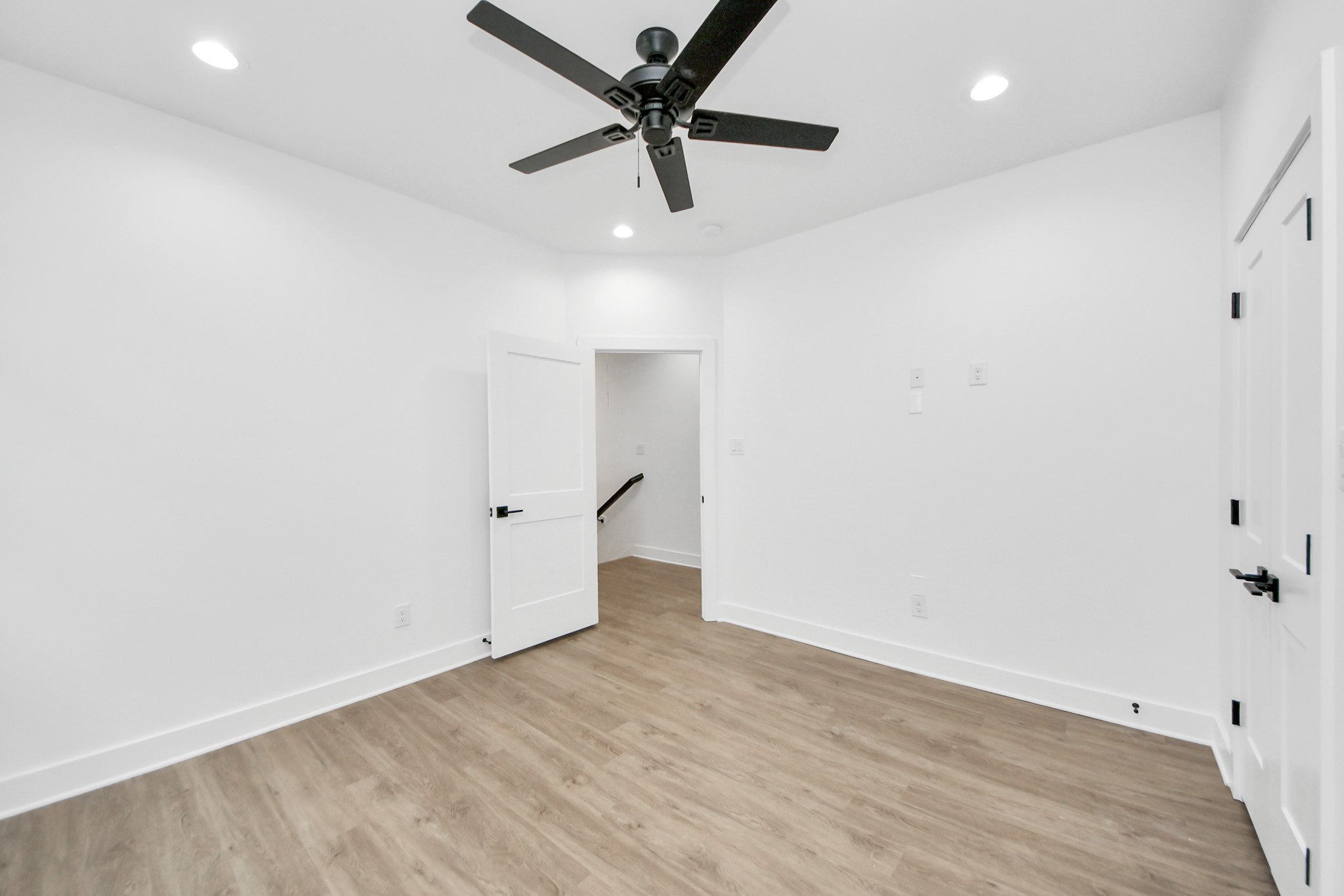 5029 Broom Street C Property Photo 15