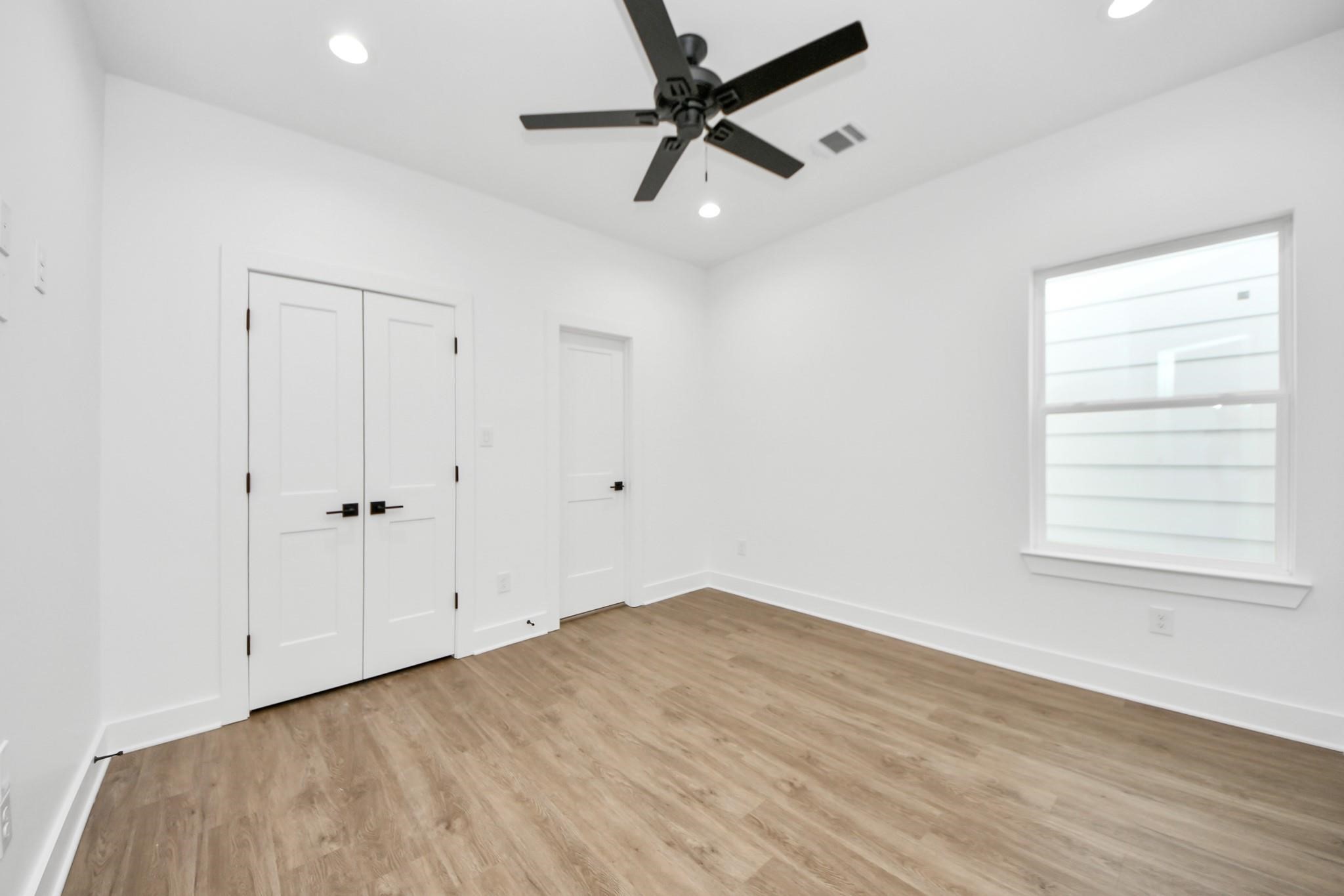 5029 Broom Street C Property Photo 15