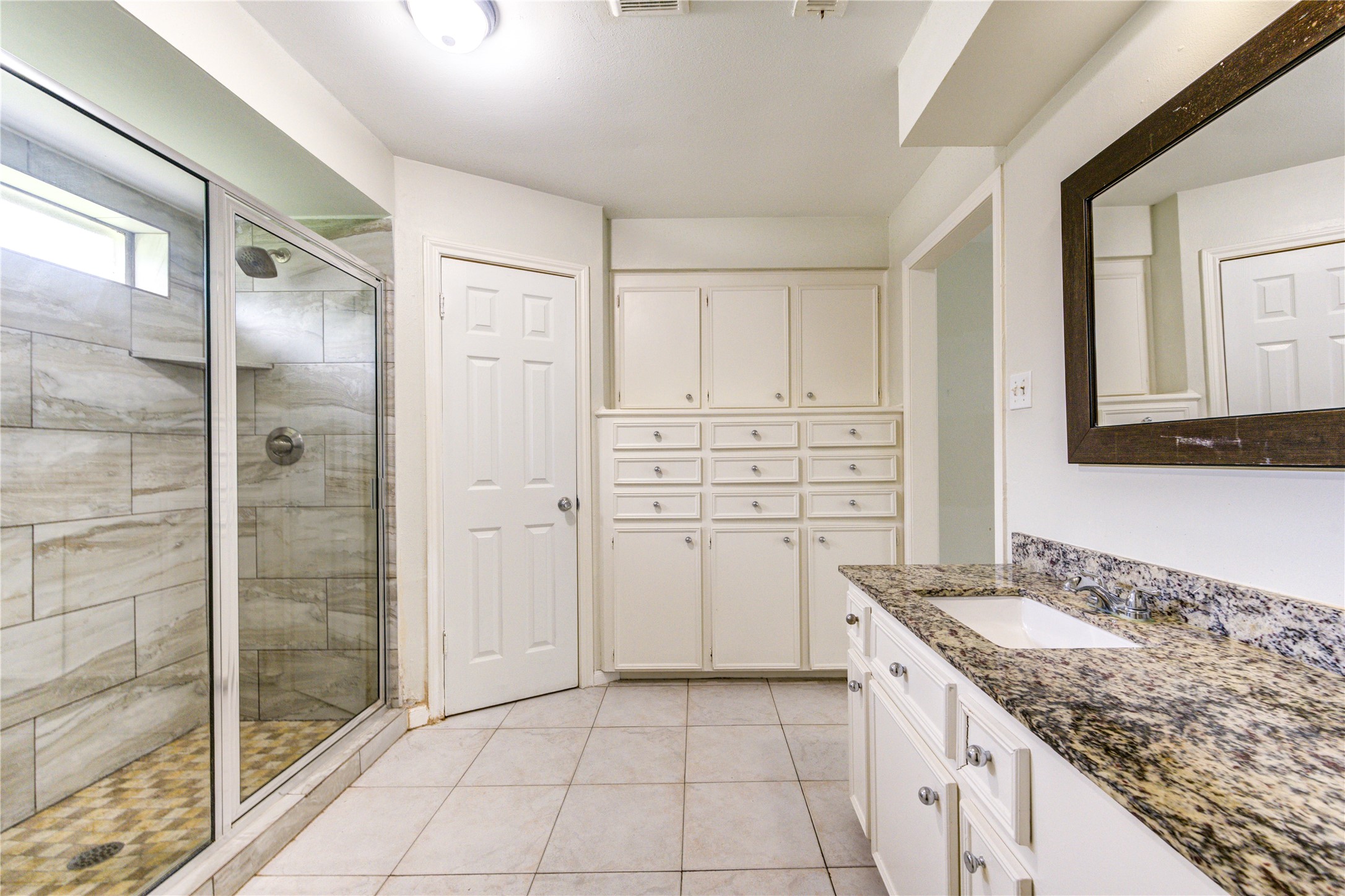 8107 Durklyn Lane Property Photo 16