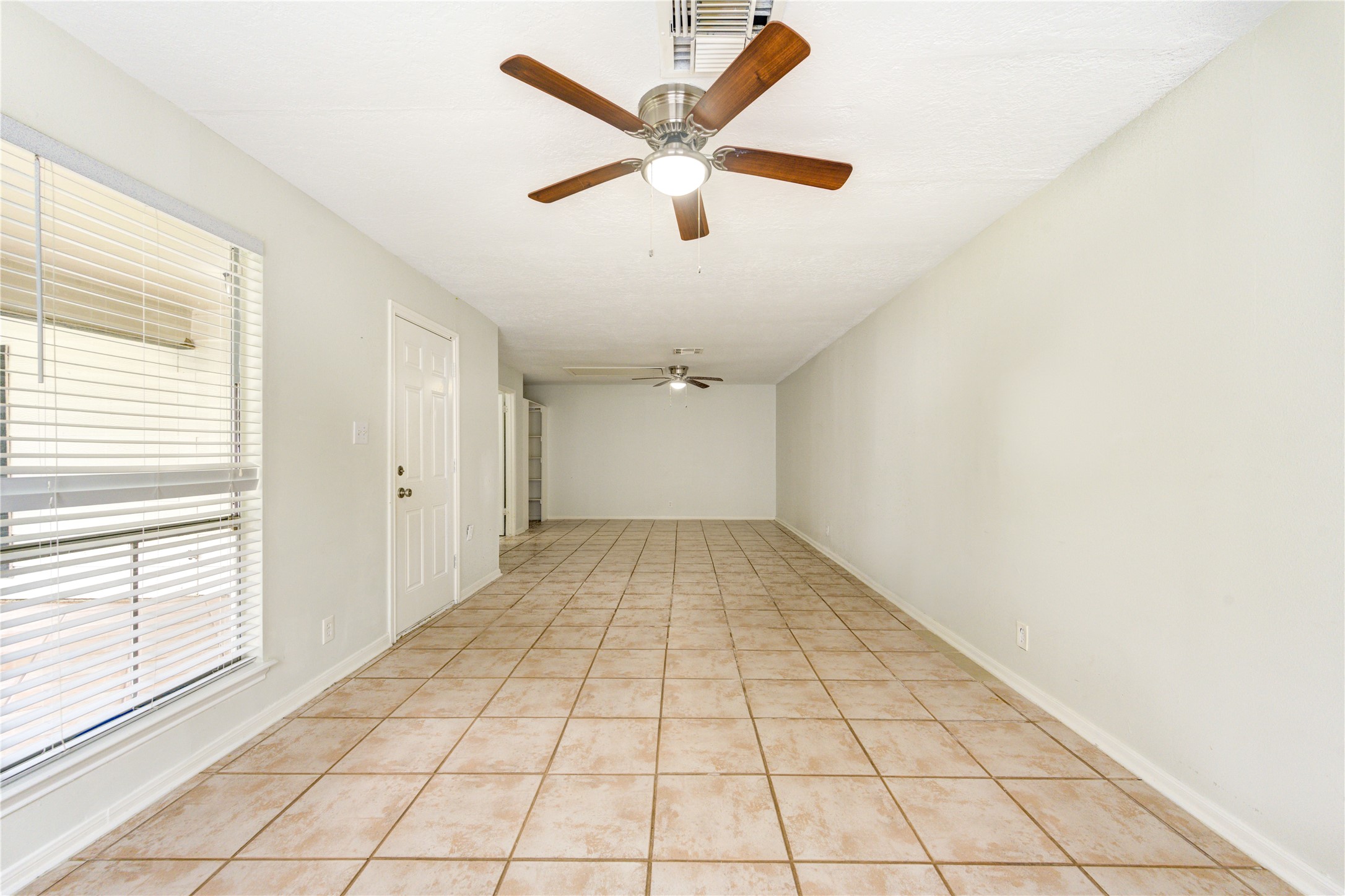 8107 Durklyn Lane Property Photo 29