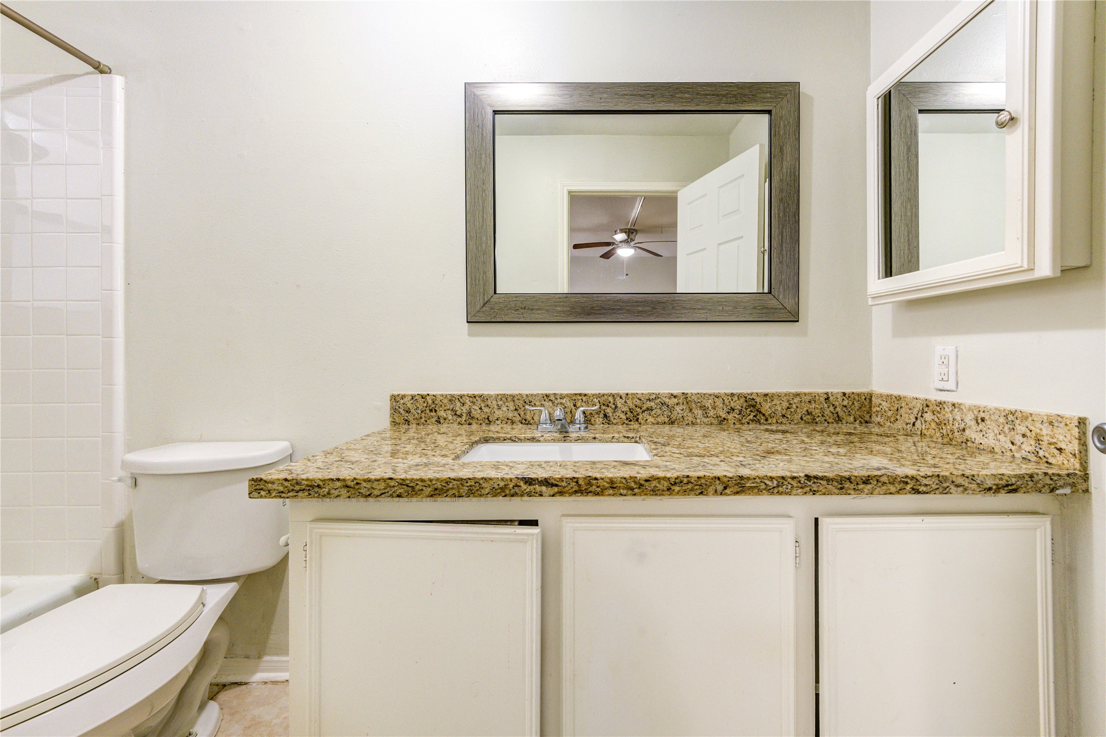 8107 Durklyn Lane Property Photo 30