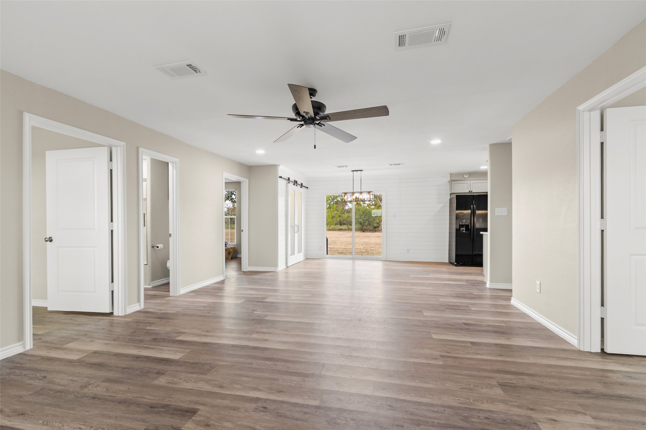 21113 Harrison Drive Property Photo 9