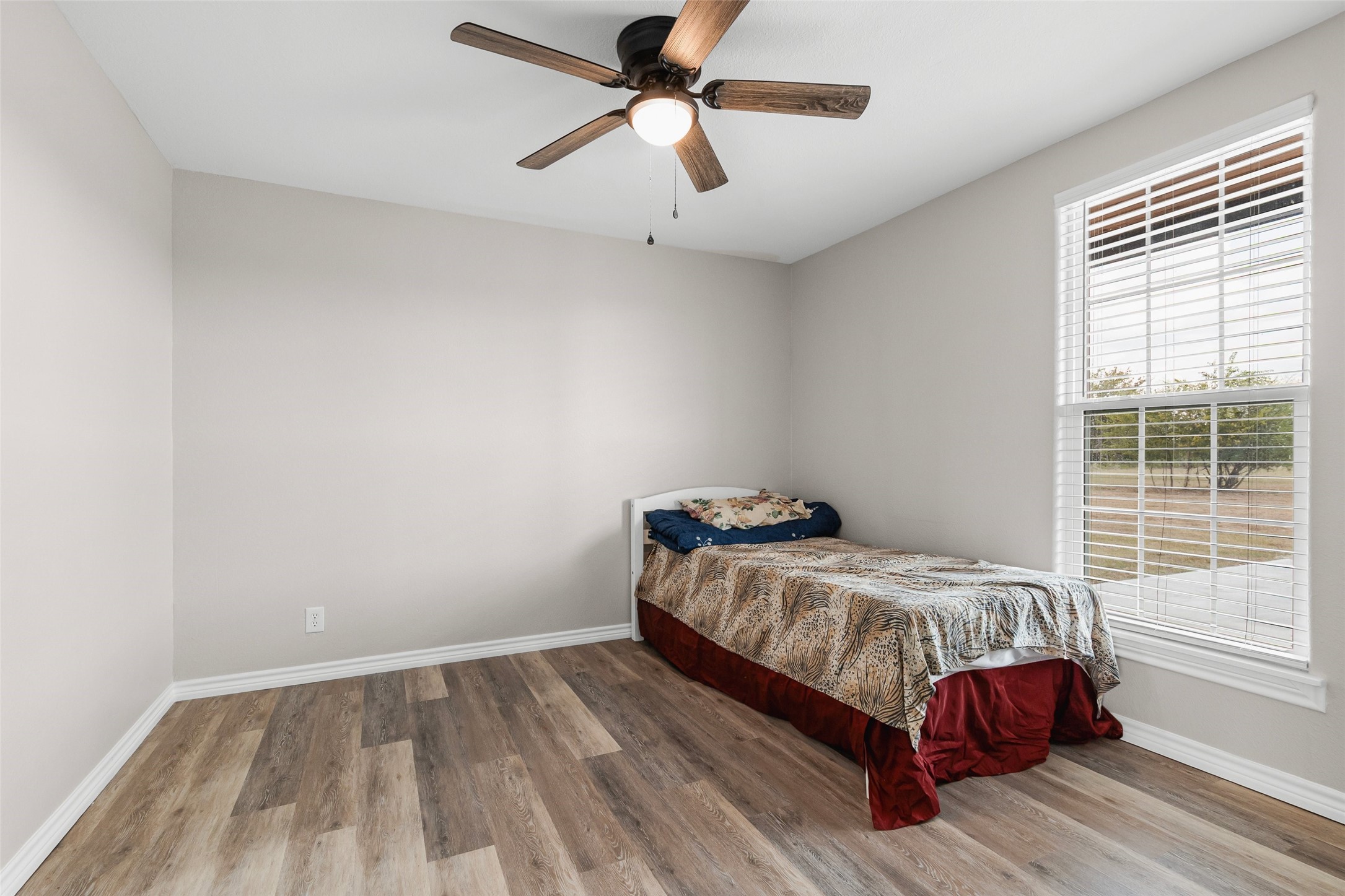 21113 Harrison Drive Property Photo 21