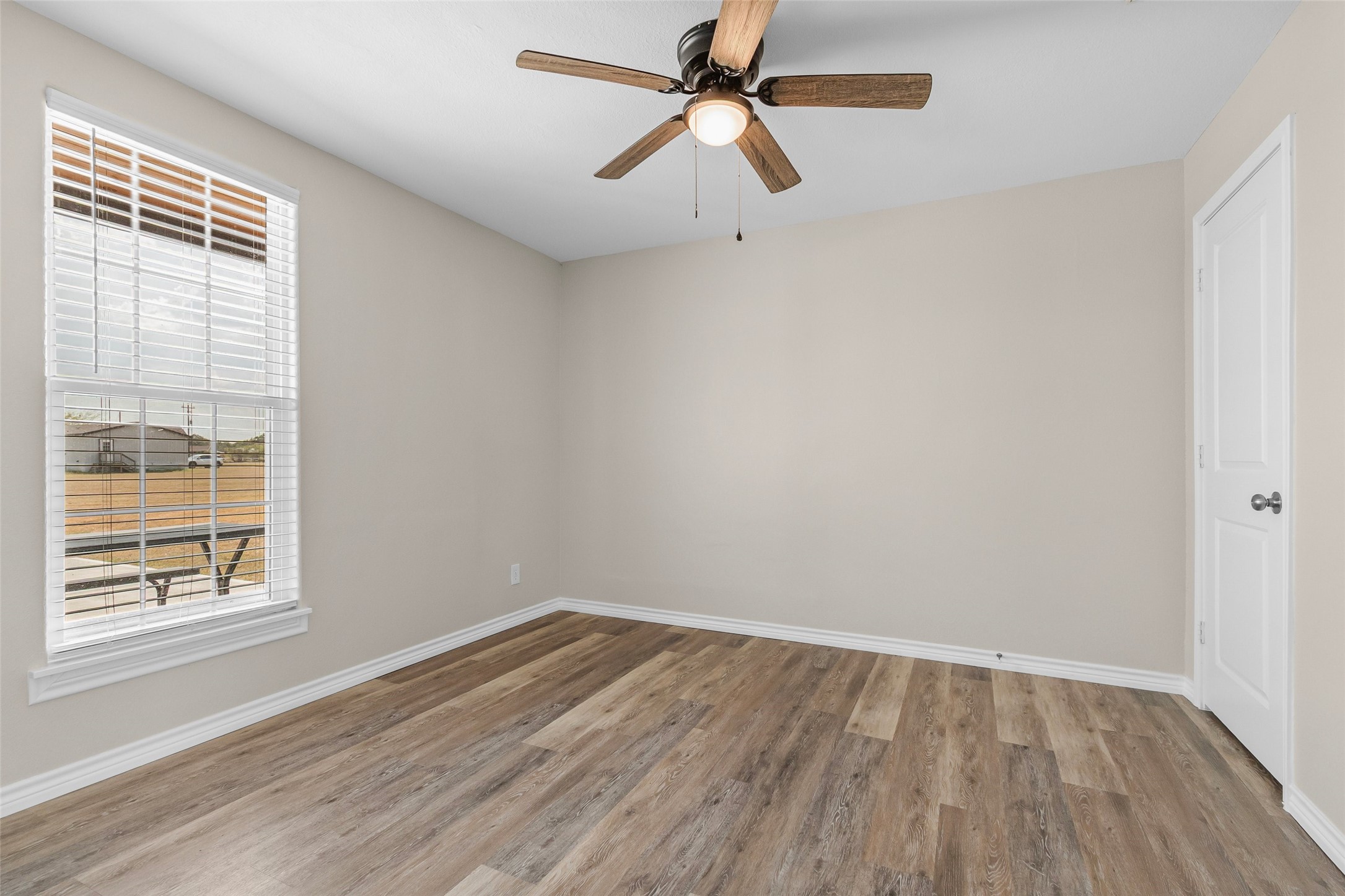 21113 Harrison Drive Property Photo 25