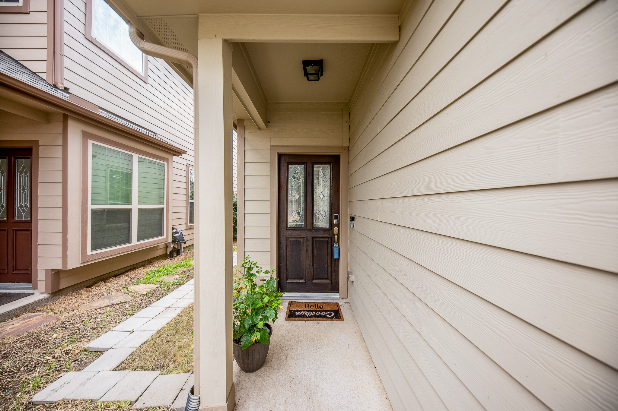 6442 Calgary Woods Lane Property Photo 2