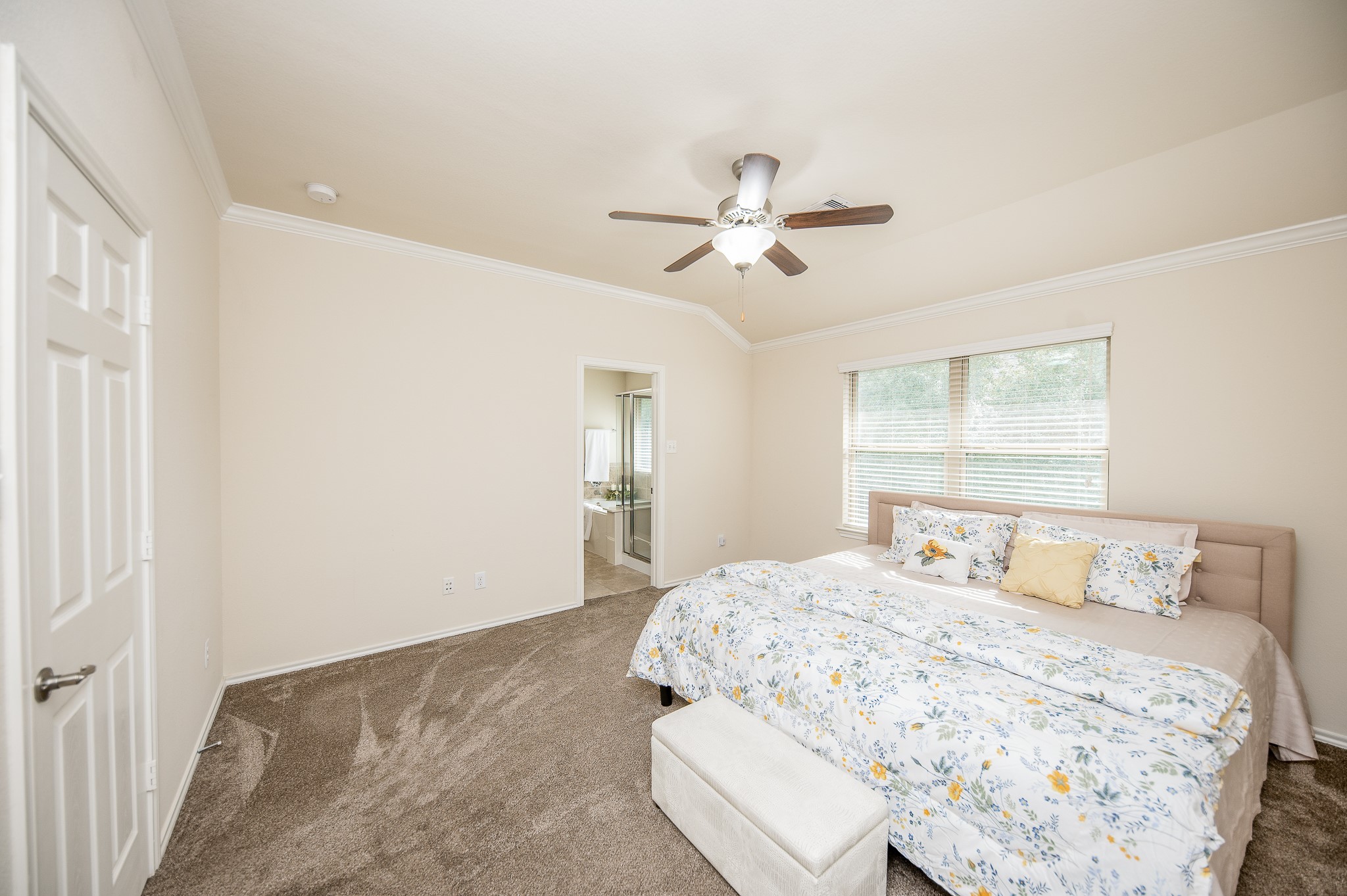 6442 Calgary Woods Lane Property Photo 22