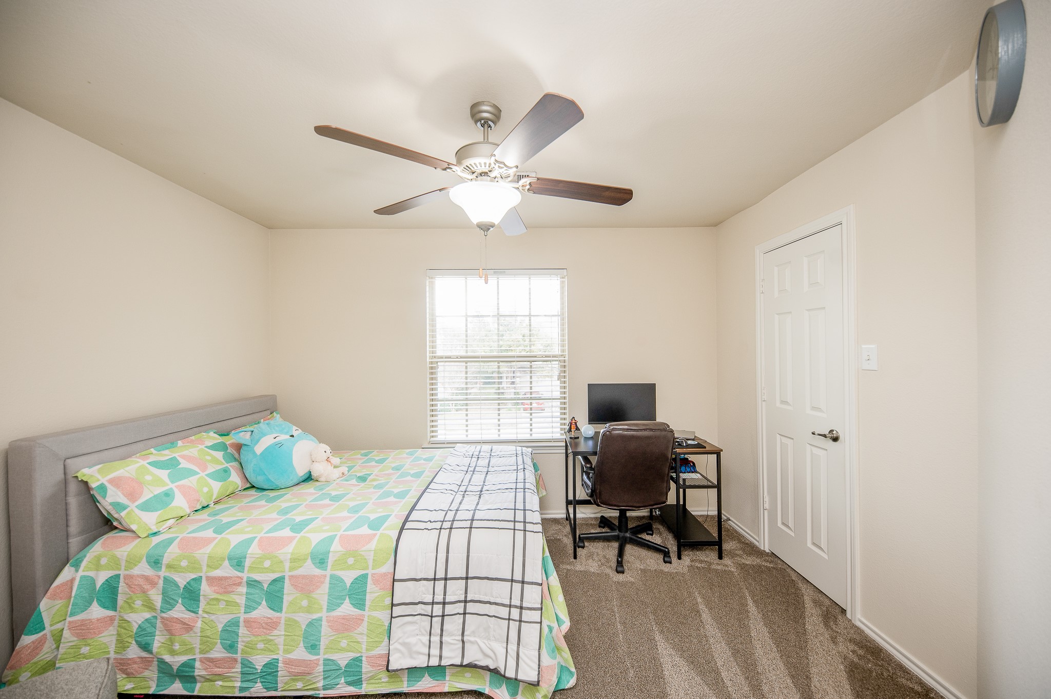 6442 Calgary Woods Lane Property Photo 28