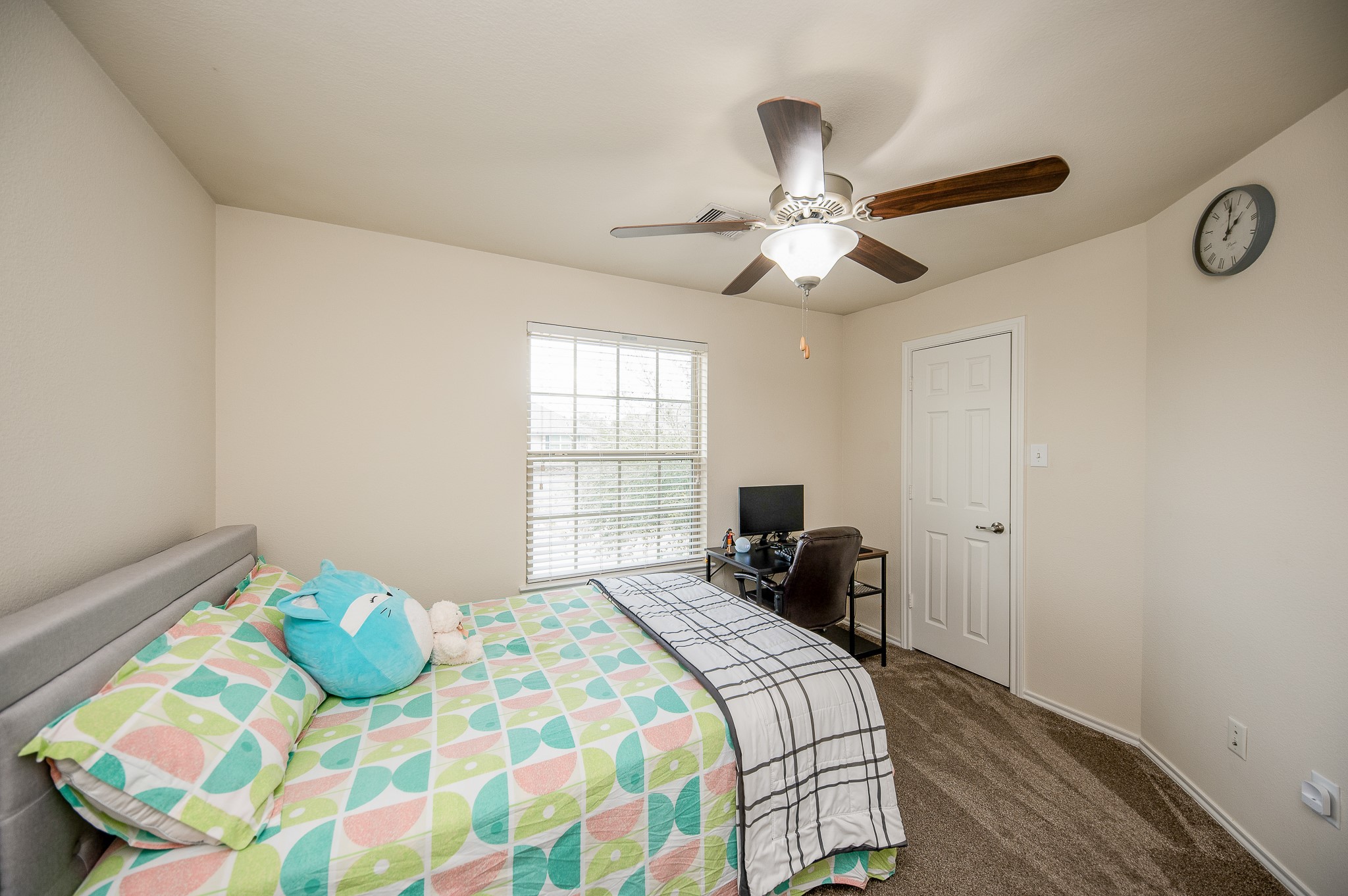 6442 Calgary Woods Lane Property Photo 29