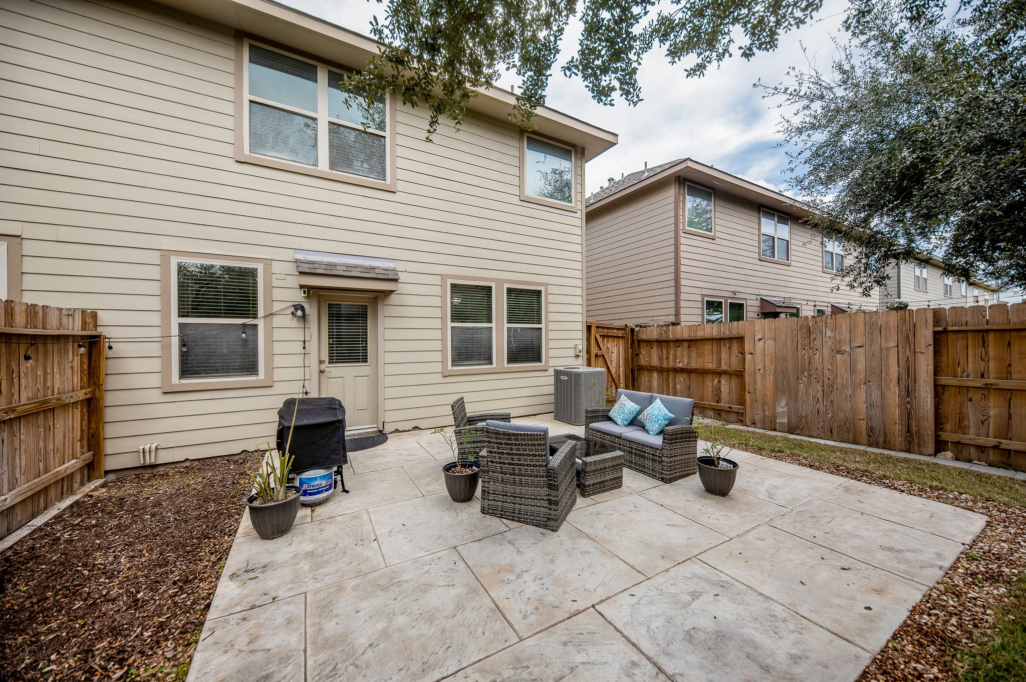 6442 Calgary Woods Lane Property Photo 30