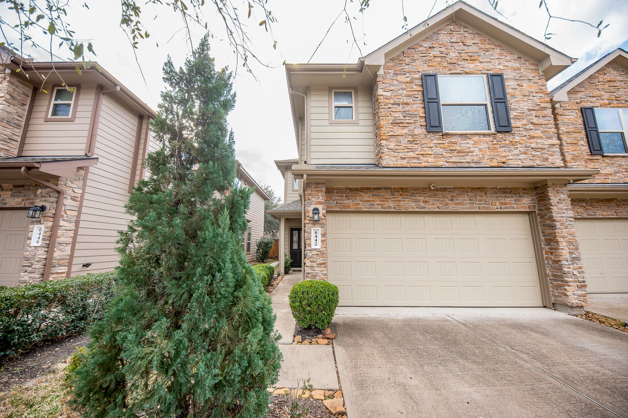 6442 Calgary Woods Lane Property Photo 32