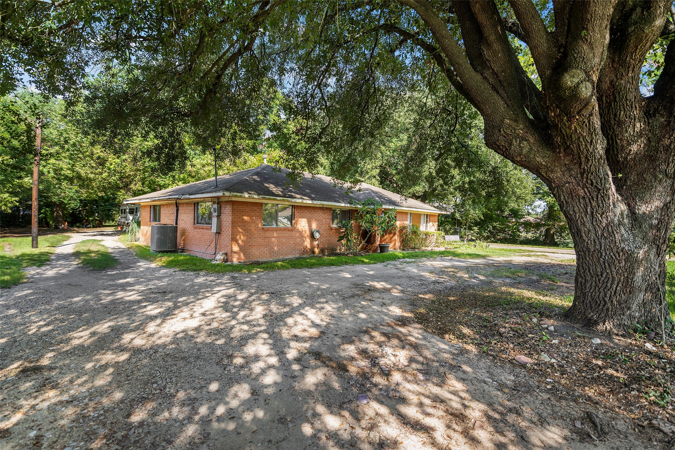 13909 Kershaw Street Property Photo 1
