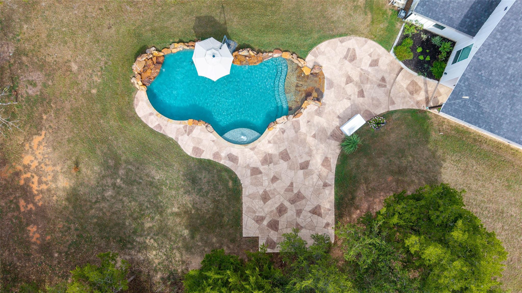 1011 Bonfire West Road Property Photo 37