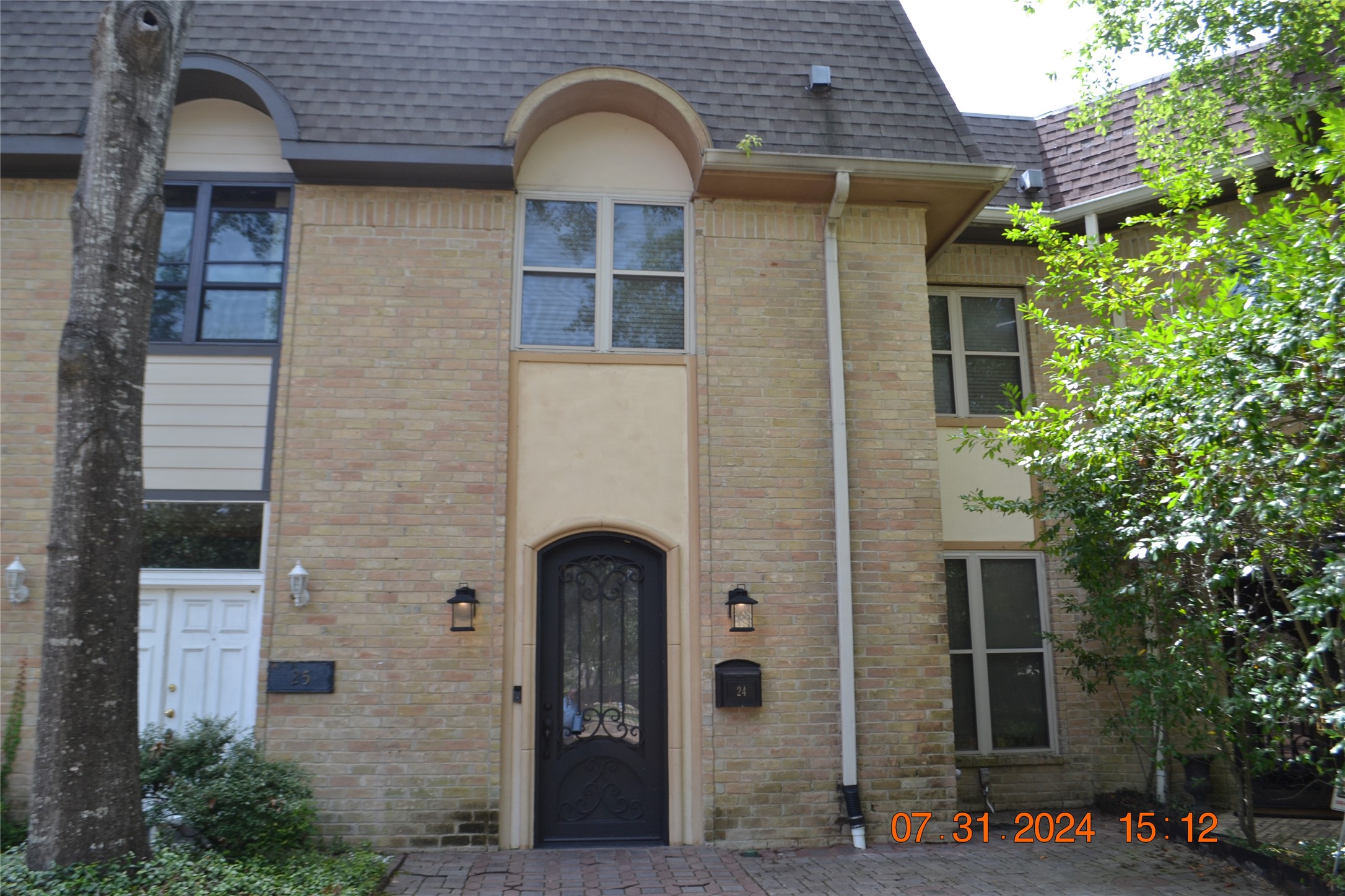 24 Bayou Pointe Drive Property Photo 1