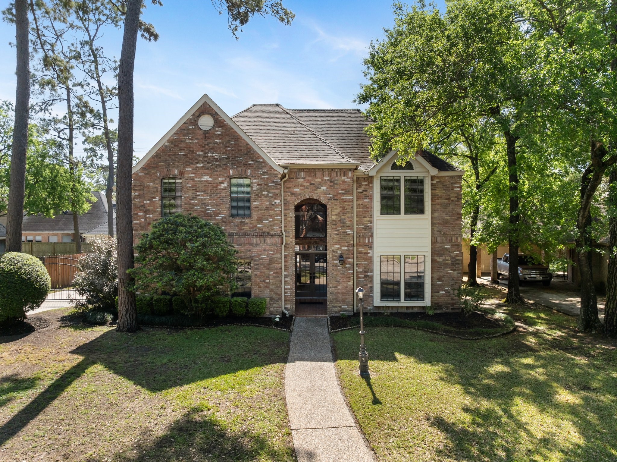 6010 Spanish Oak Way Property Photo 1