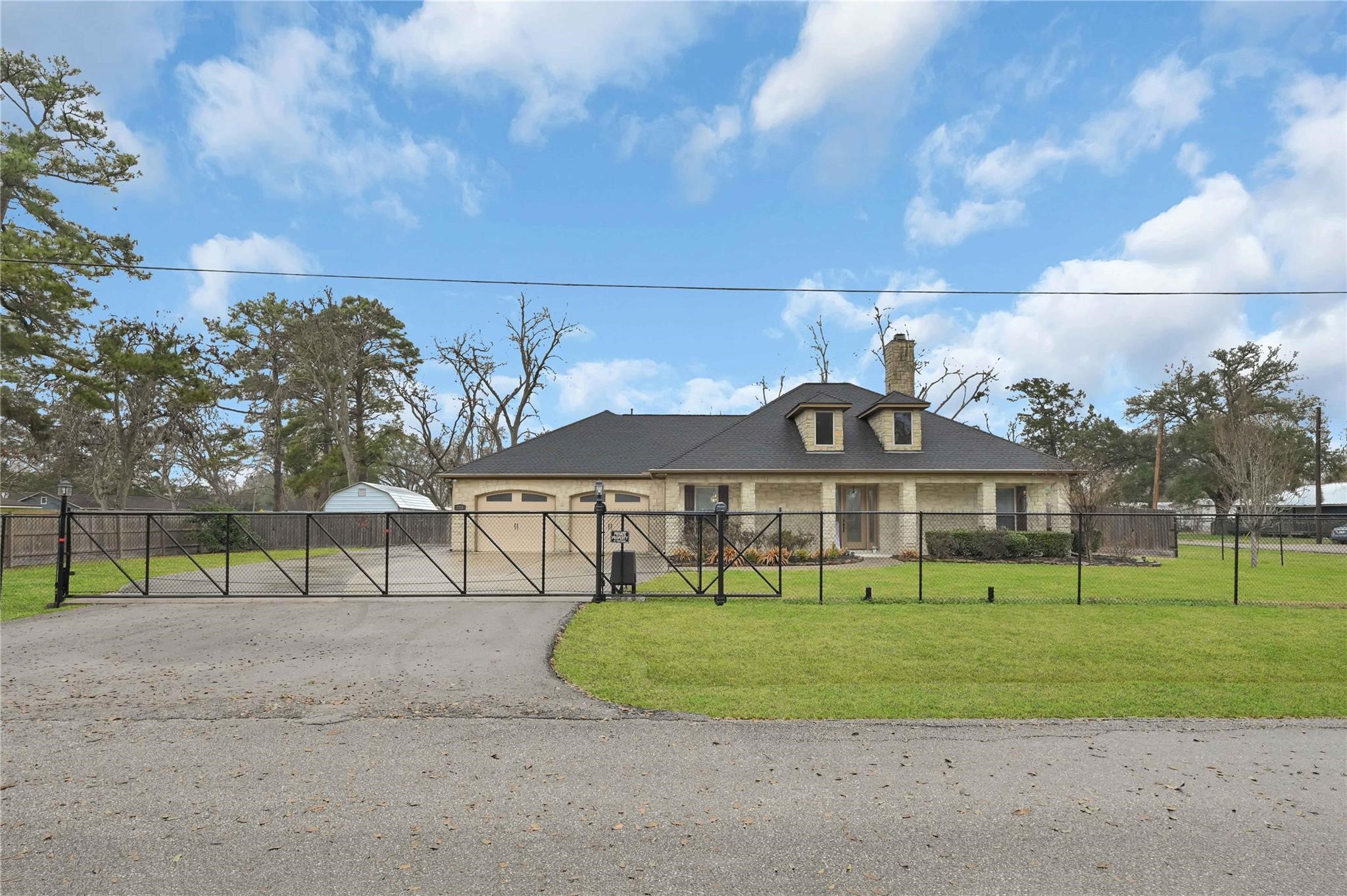 723 Reidland Street Property Photo