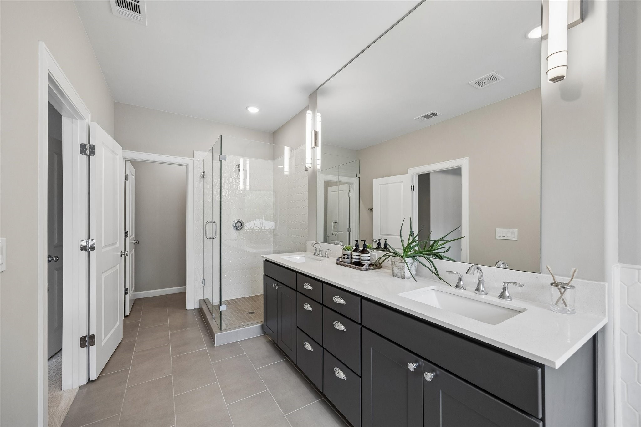 5214 Amber Sunrise Drive Property Photo 29