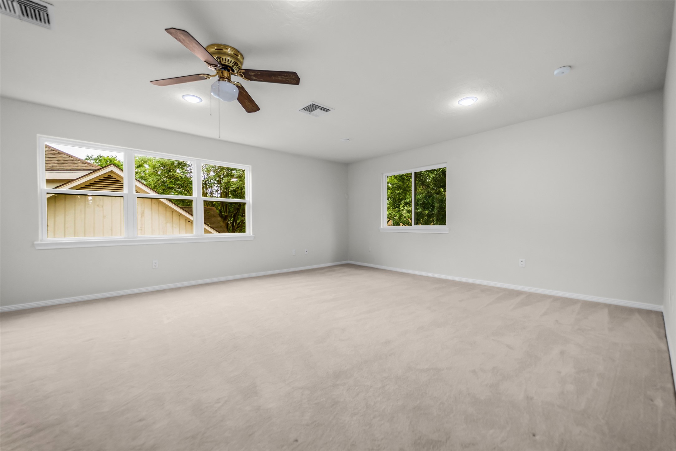 4303 Long Grove Drive Property Photo 28