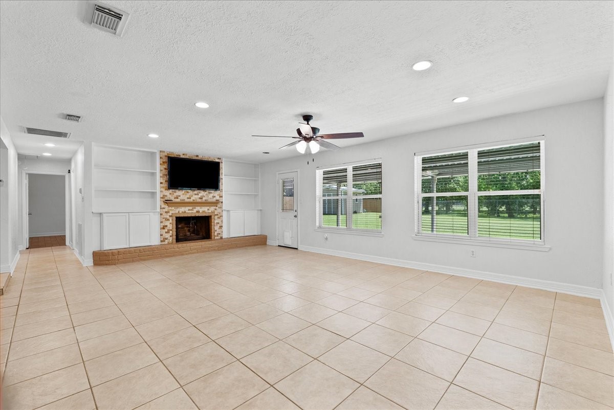 5303 Bulen Avenue Property Photo 10