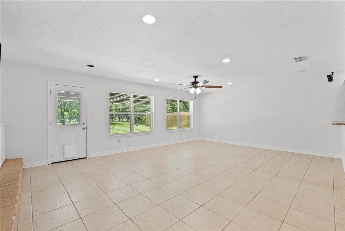 5303 Bulen Avenue Property Photo 11