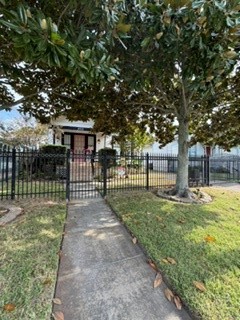 4713 Avenue R Property Photo 1