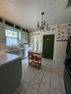 4713 Avenue R Property Photo 7