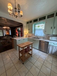 4713 Avenue R Property Photo 8