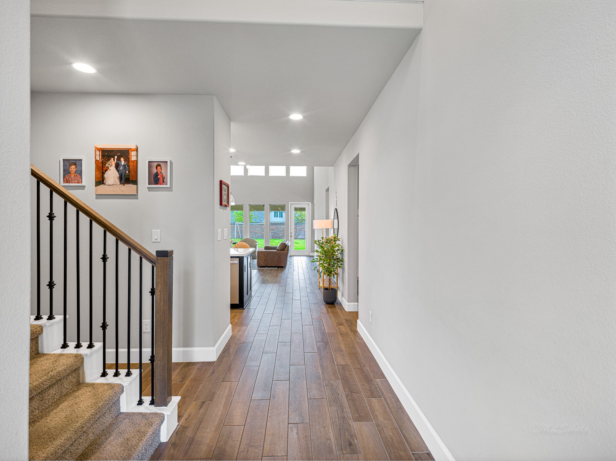 608 Malibu Pines Drive Property Photo 4