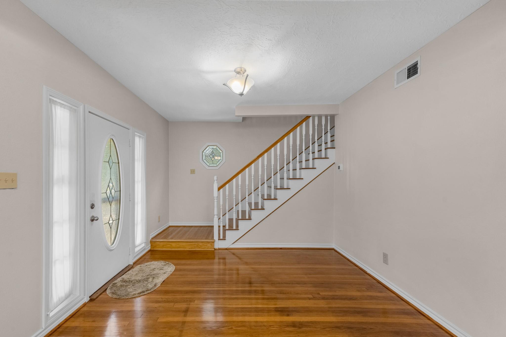 7475 Ashburn Street Property Photo 3