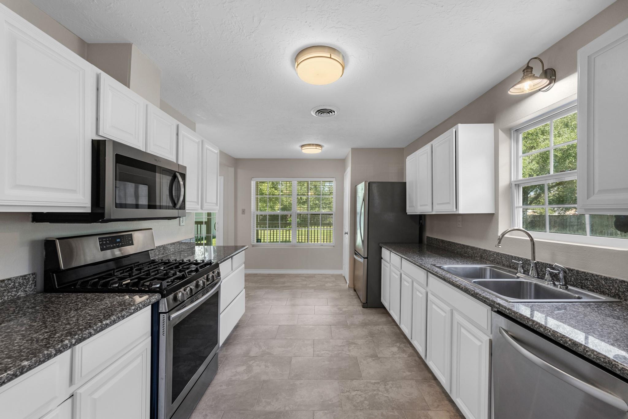7475 Ashburn Street, Houston Tx 77061 Property Photo 5