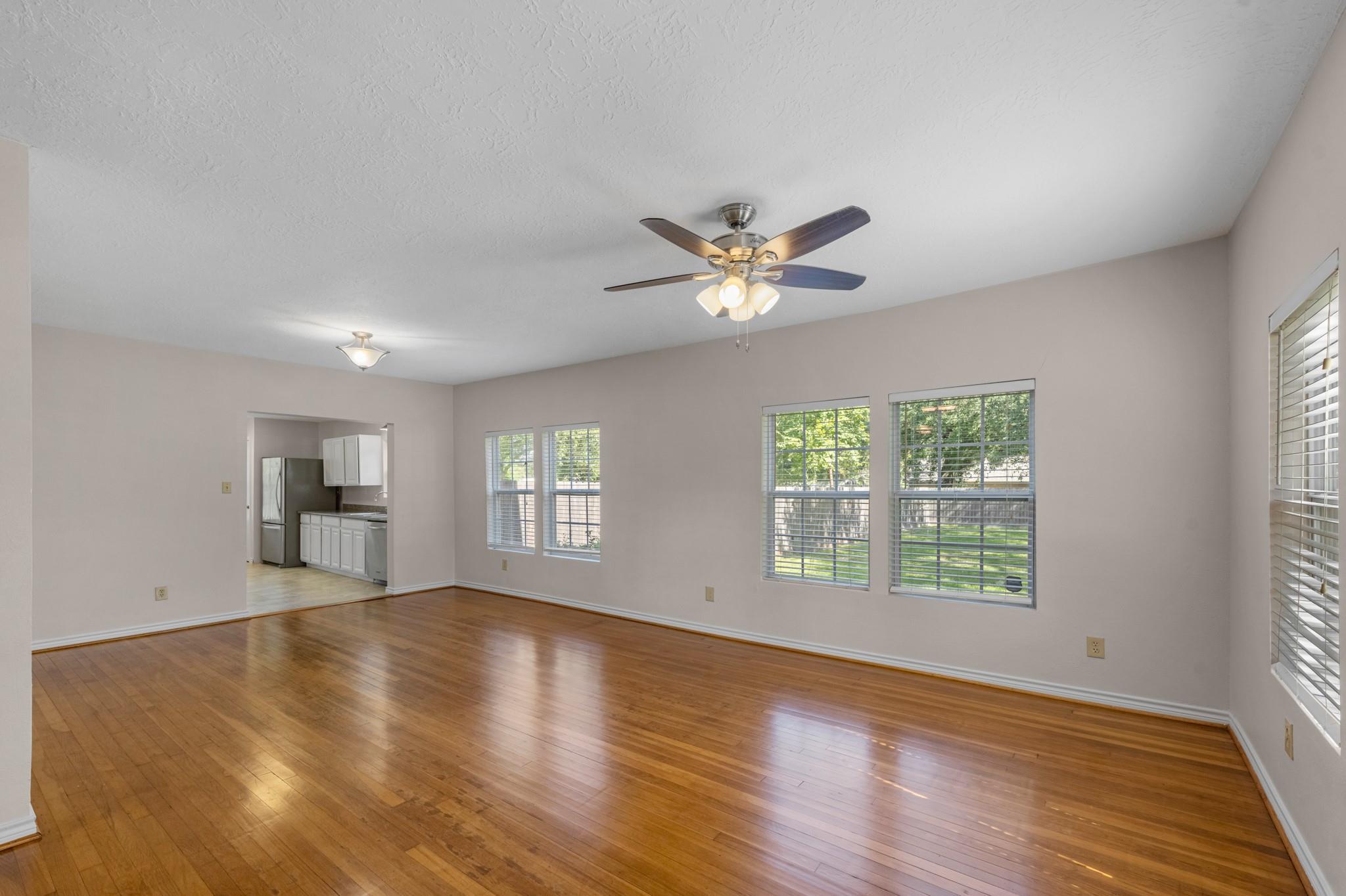 7475 Ashburn Street, Houston Tx 77061 Property Photo 8