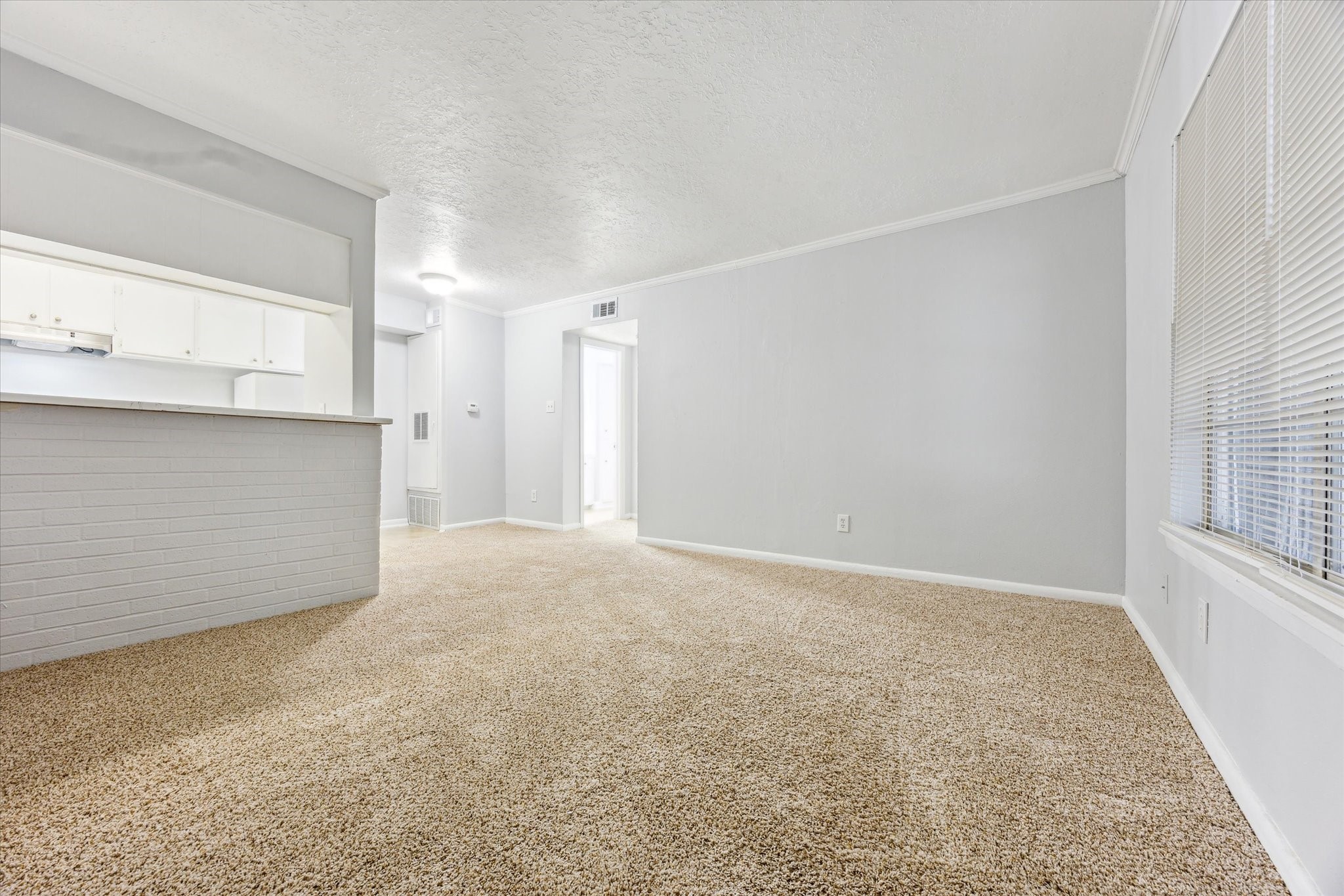 1645 W Main Street 11 Property Photo 3