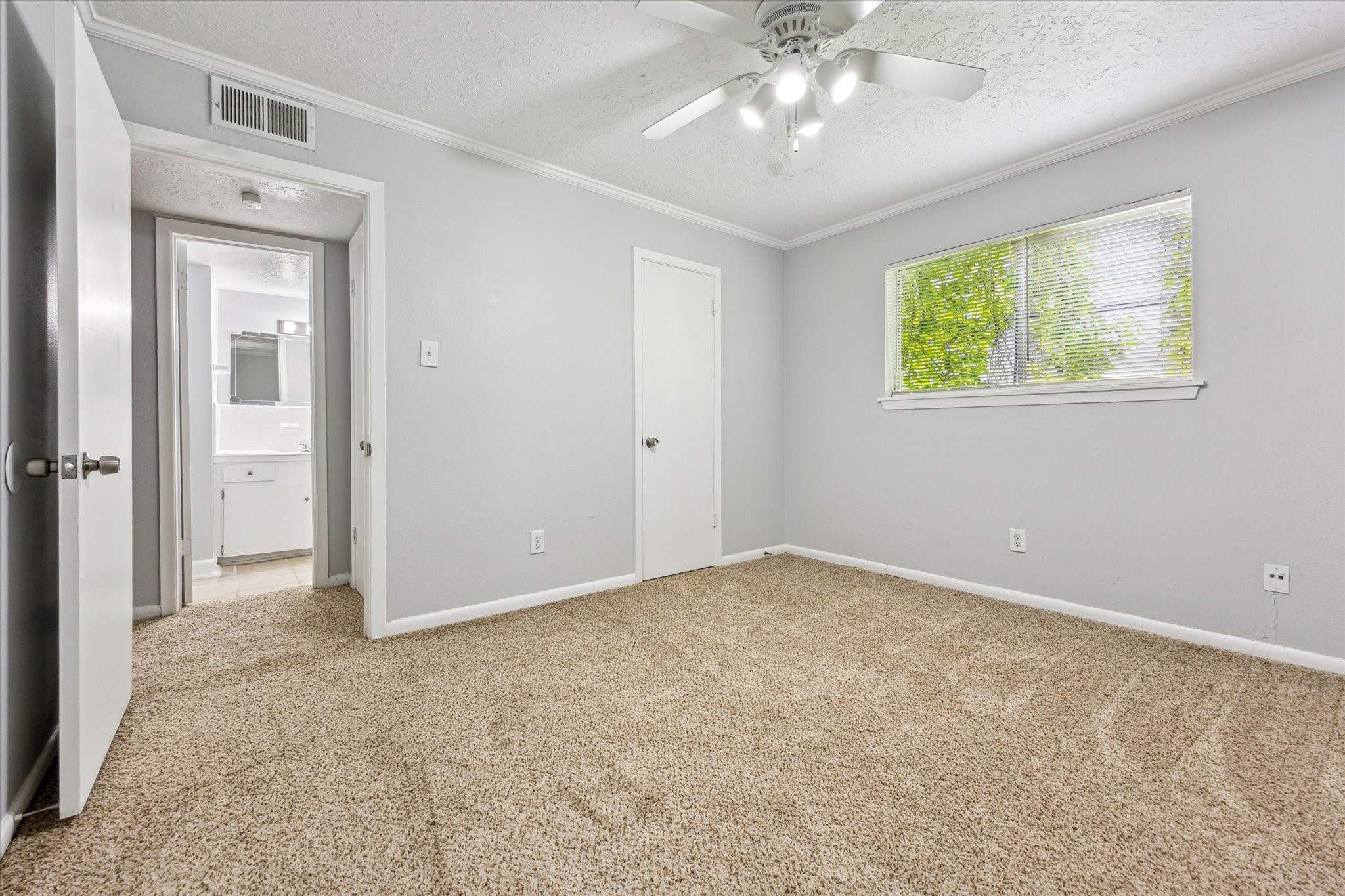 1645 W Main Street 11 Property Photo 7