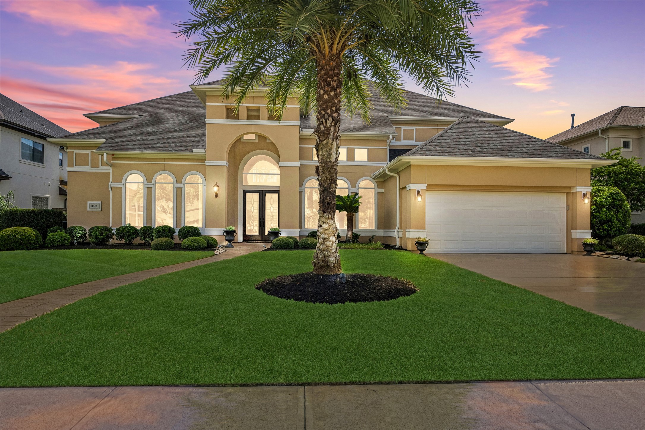 11508 Watercastle Court Property Photo 1