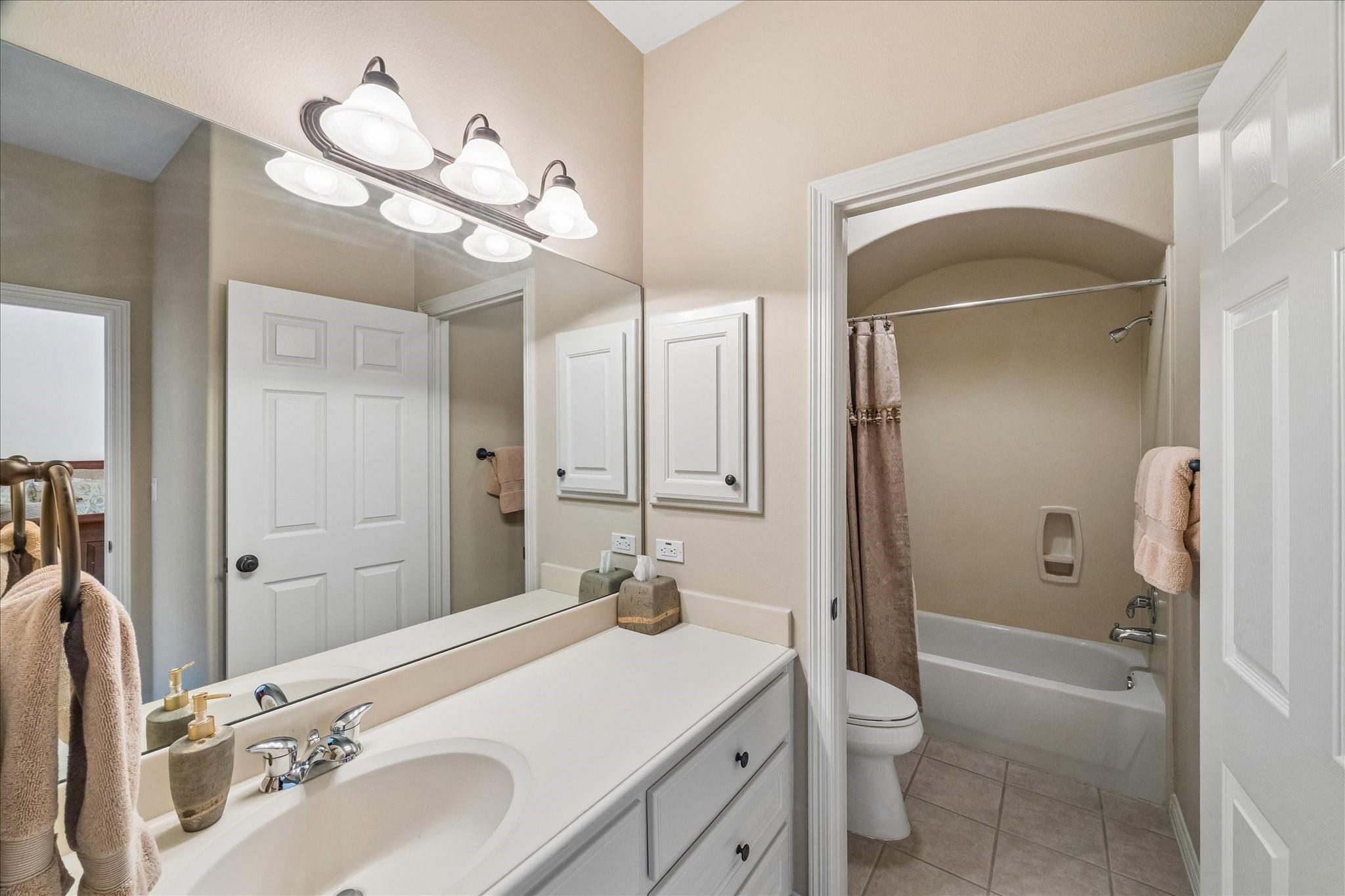 11508 Watercastle Court, Pearland Tx 77584 Property Photo 35