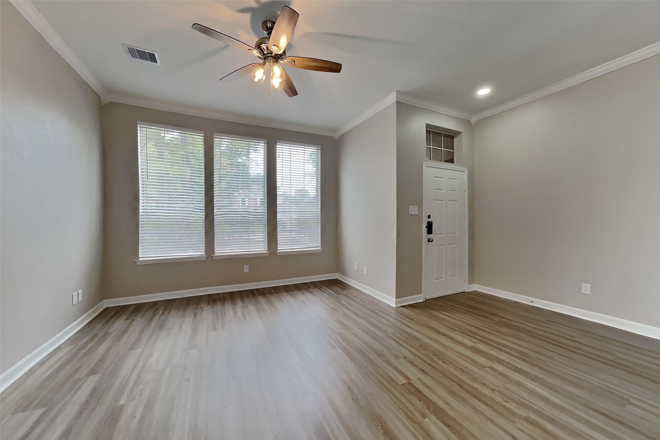5302 Cedar Lodge Court Property Photo 2