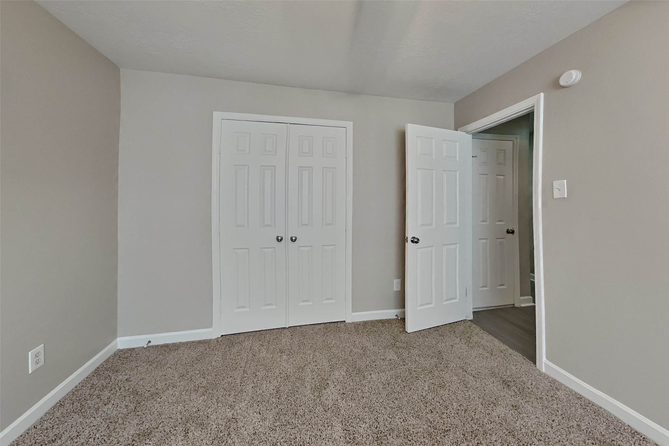 5302 Cedar Lodge Court Property Photo 11