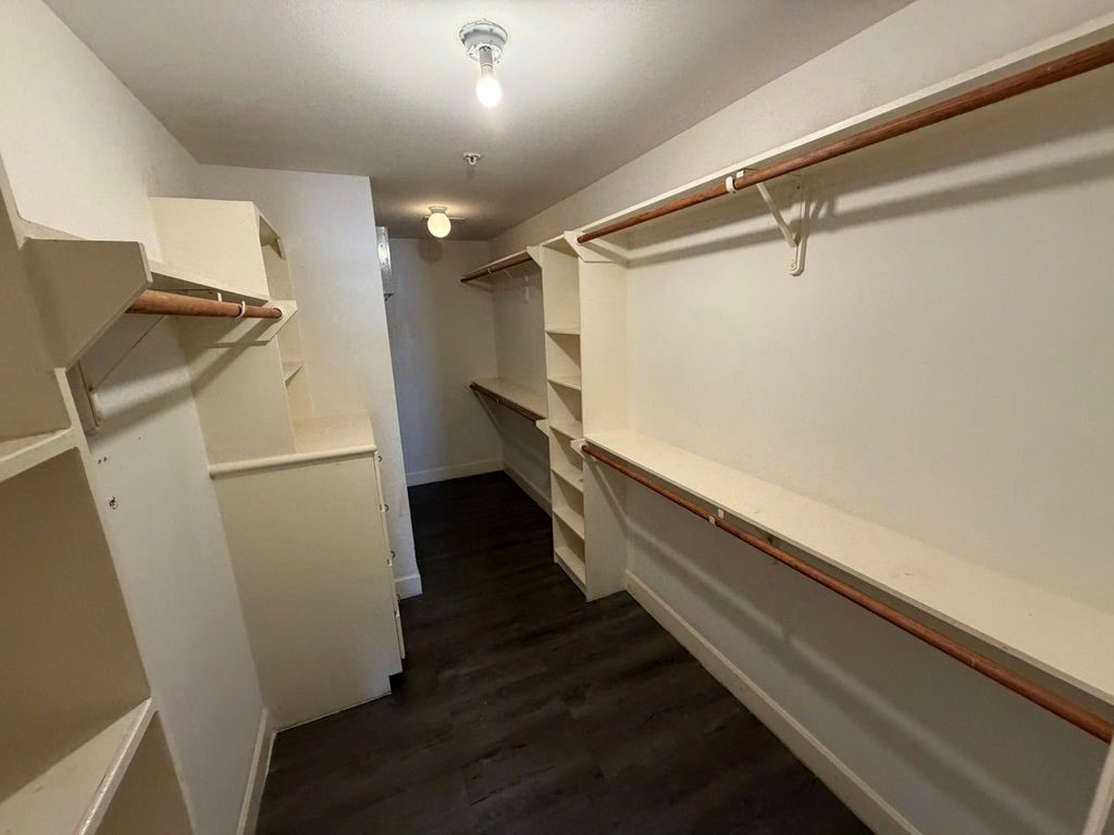2710 Hullsmith Drive 701 Property Photo 11