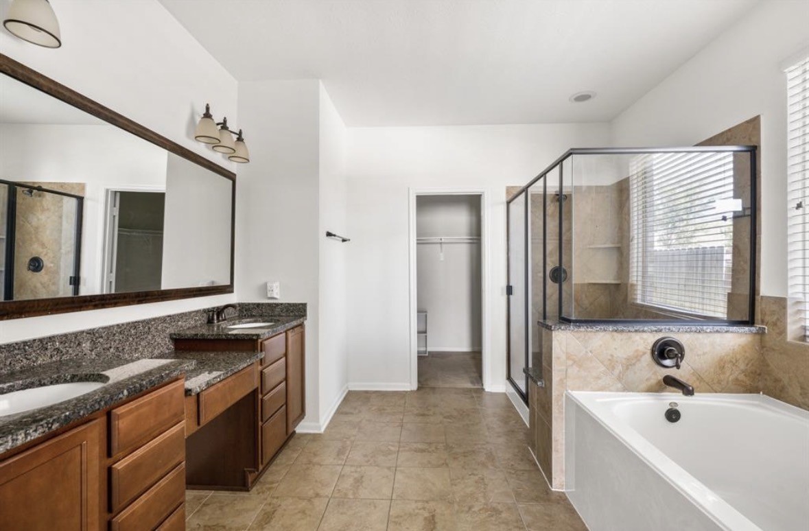 24034 Eagle Sage Lane Property Photo 9