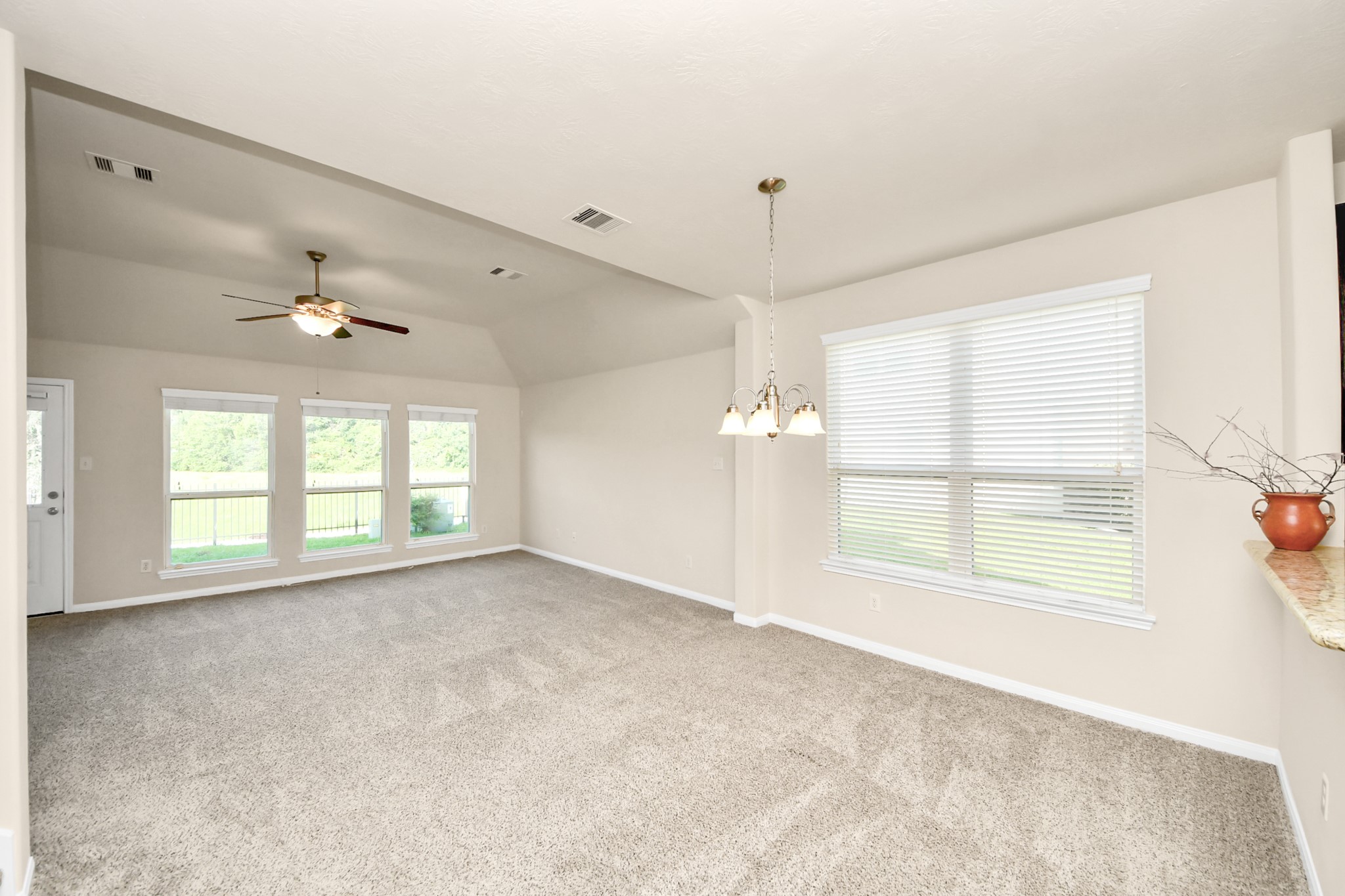 3530 Yasmine Ranch Drive Property Photo 13