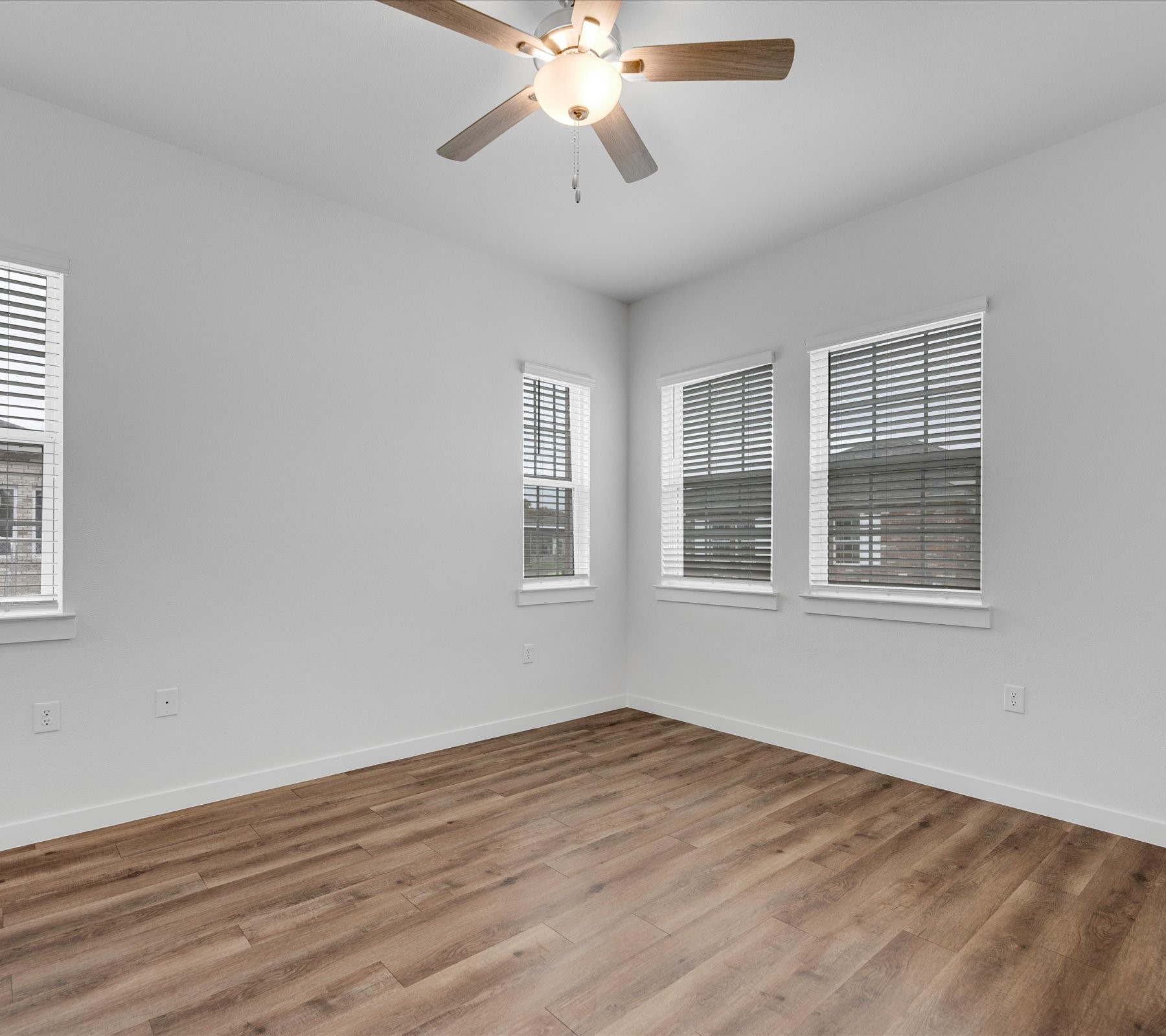 2709-302 Rockhill Road Property Photo 7
