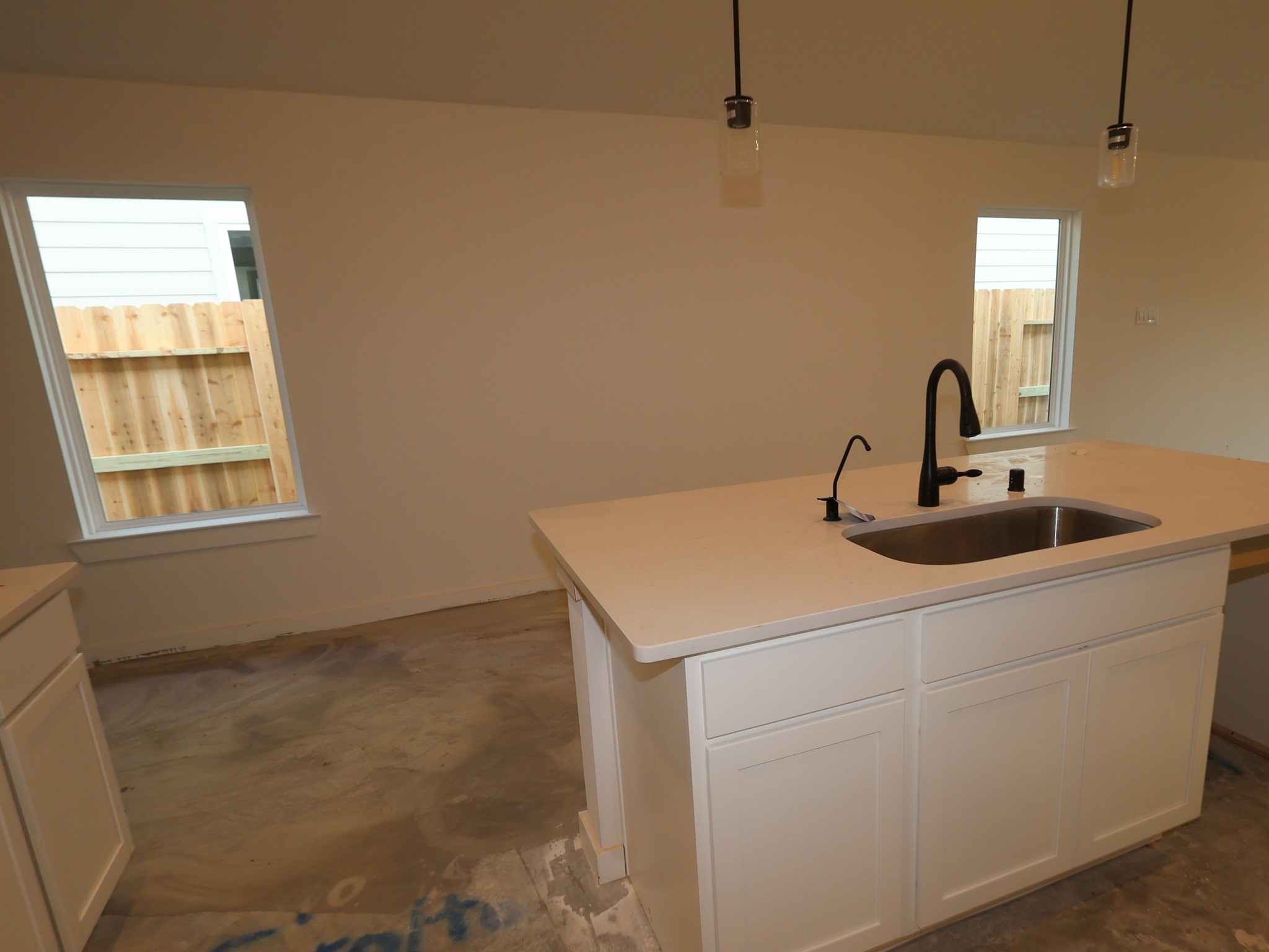 5930 Texas Sun Drive Property Photo 4