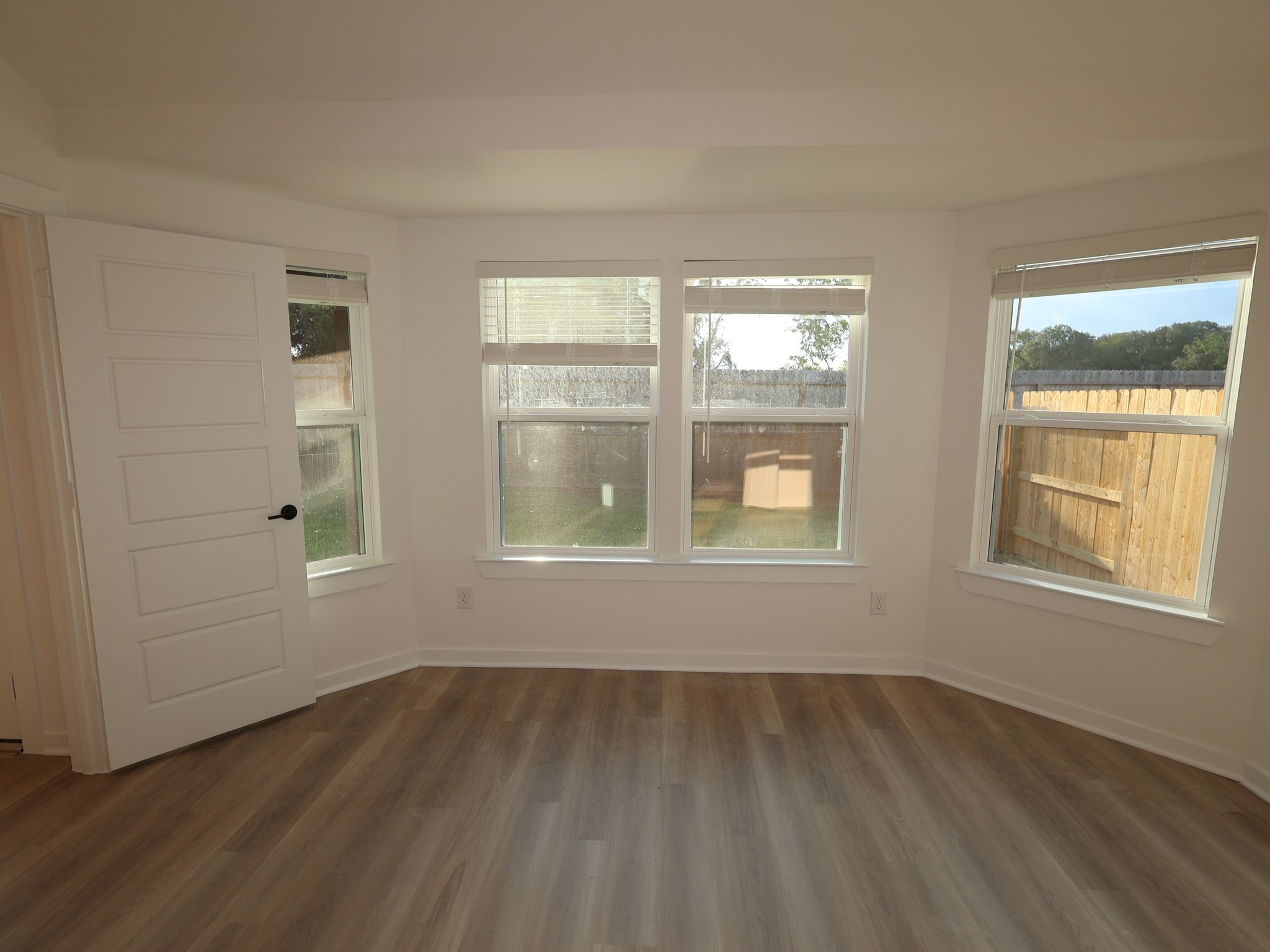 5930 Texas Sun Drive Property Photo 7