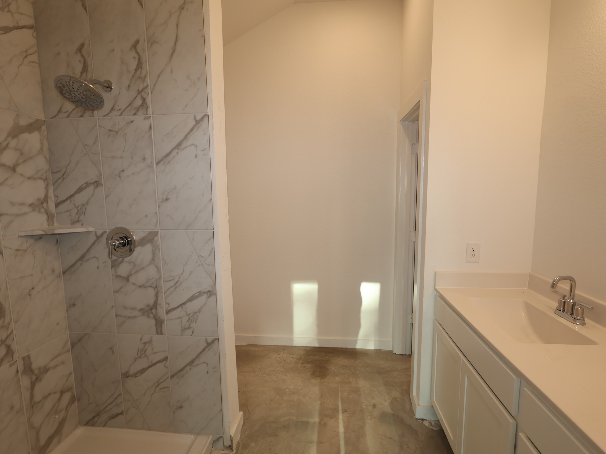 5930 Texas Sun Drive Property Photo 8