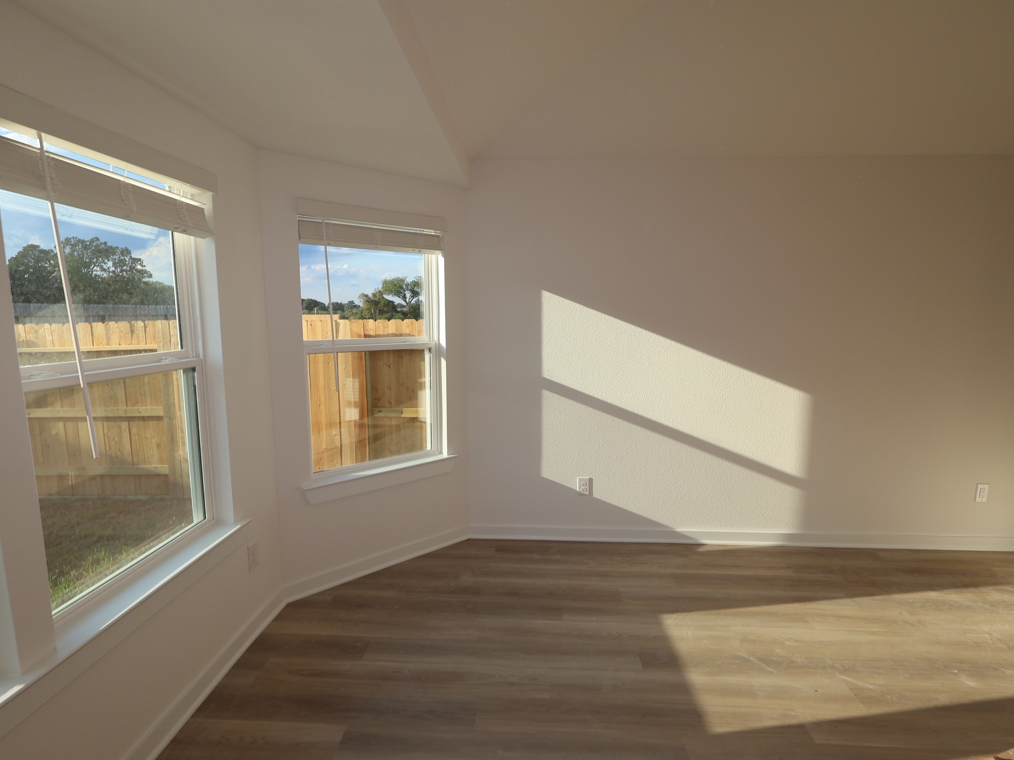 5930 Texas Sun Drive Property Photo 8