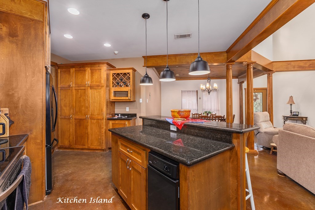 801 Caspers Cove Property Photo 11