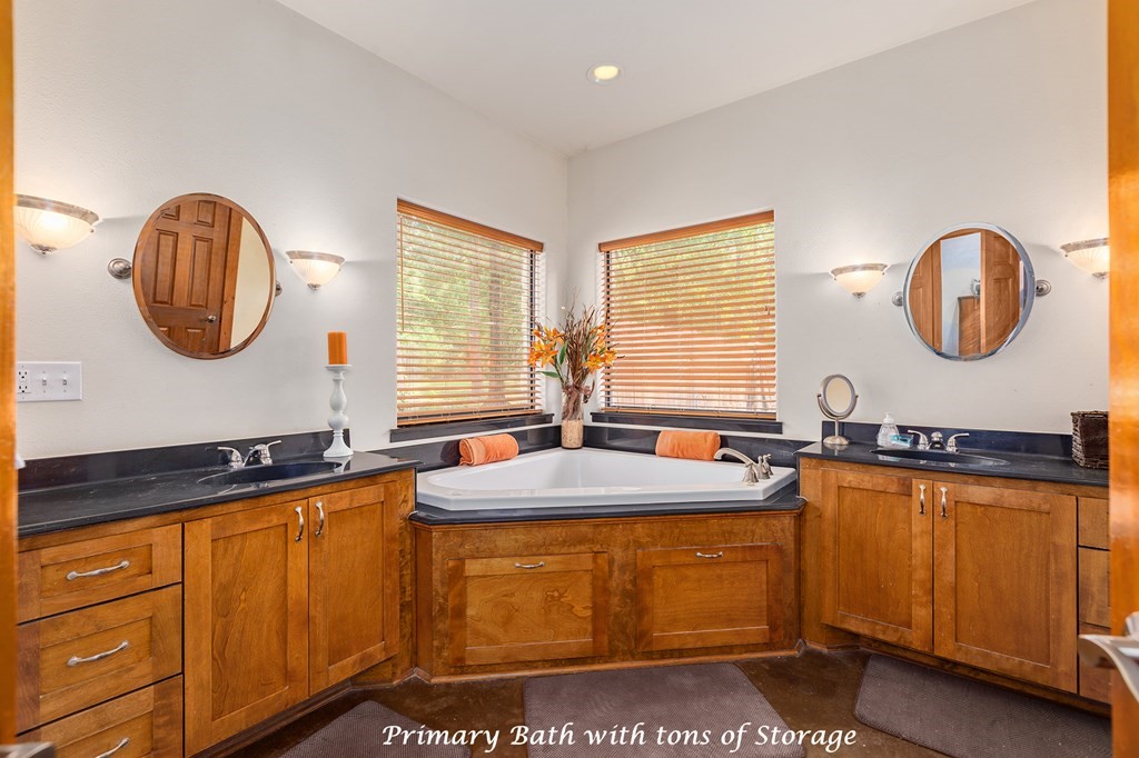 801 Caspers Cove Property Photo 15