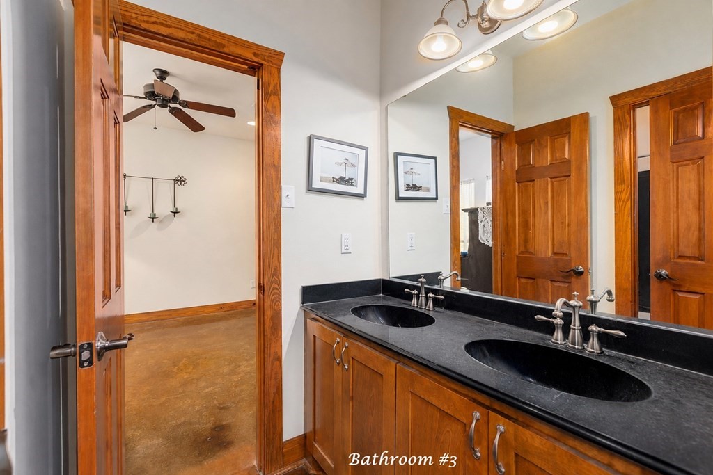 801 Caspers Cove Property Photo 21