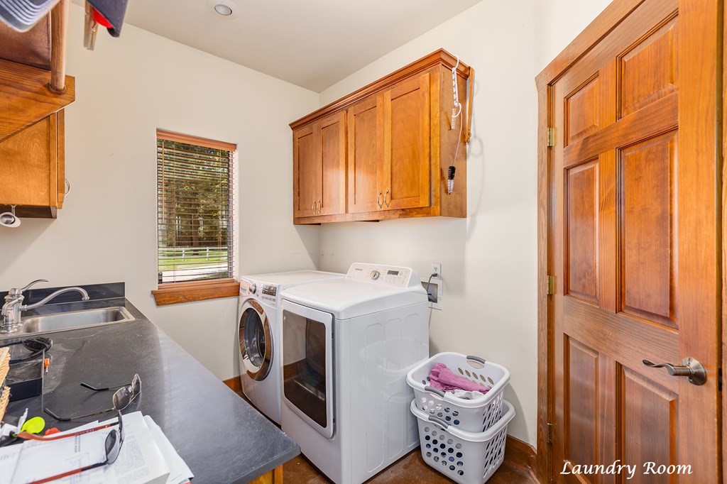 801 Caspers Cove Property Photo 28