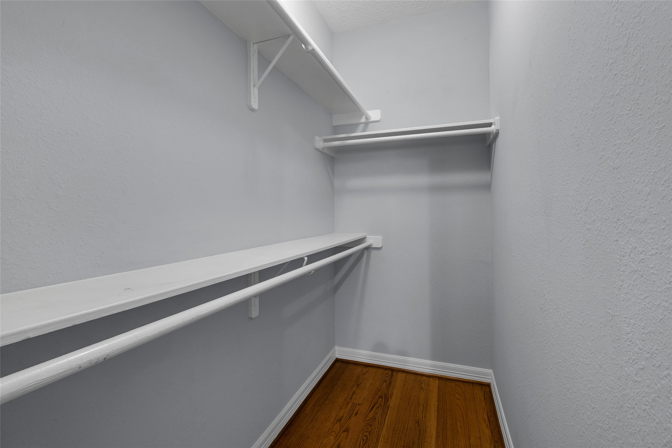 341 W 23rd Street Property Photo 16