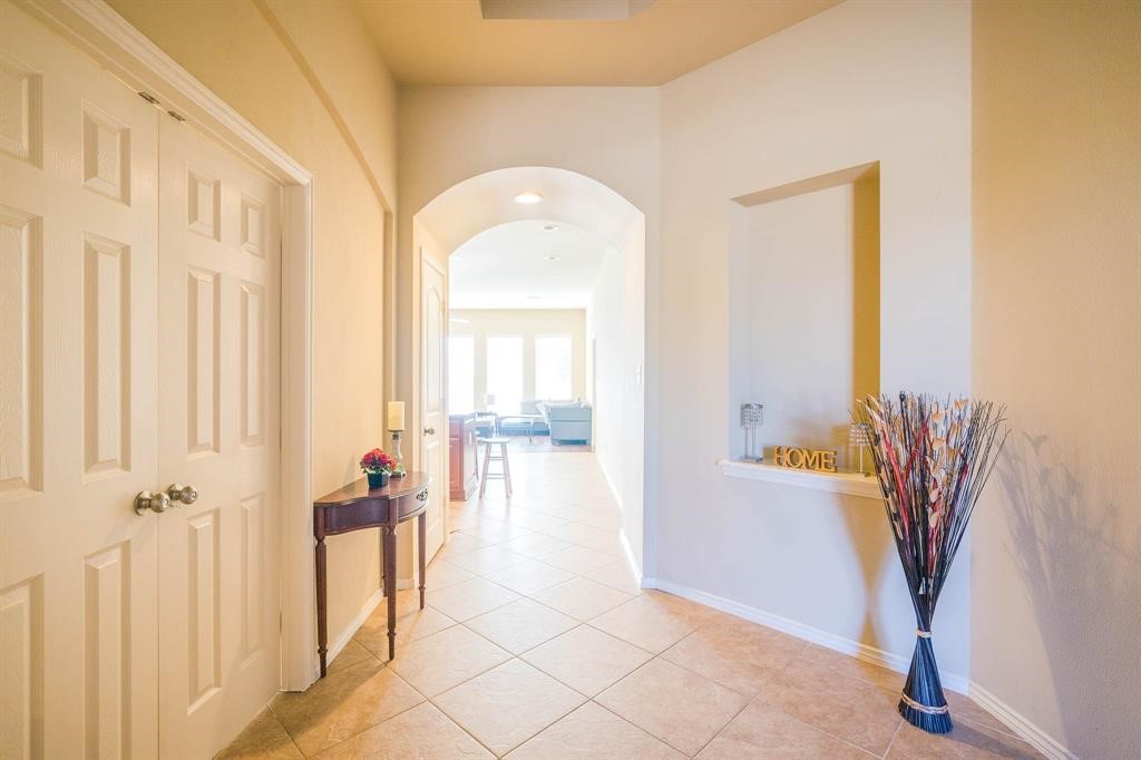 11015 Brighton Gardens Drive Property Photo 8
